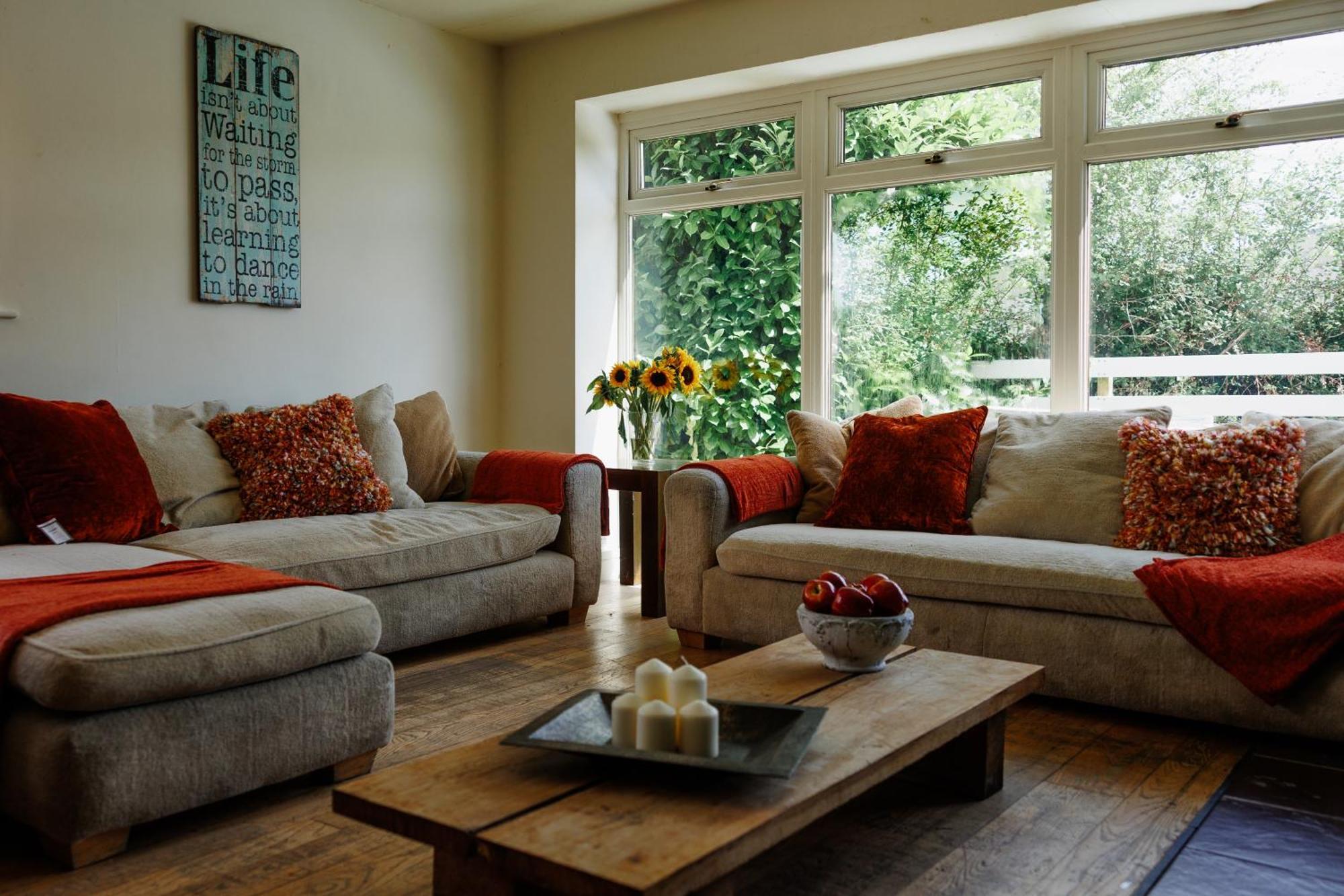 The West Barn Near Bath, Sleeps 24 And 2 Hot Tubs Villa Бристол Екстериор снимка